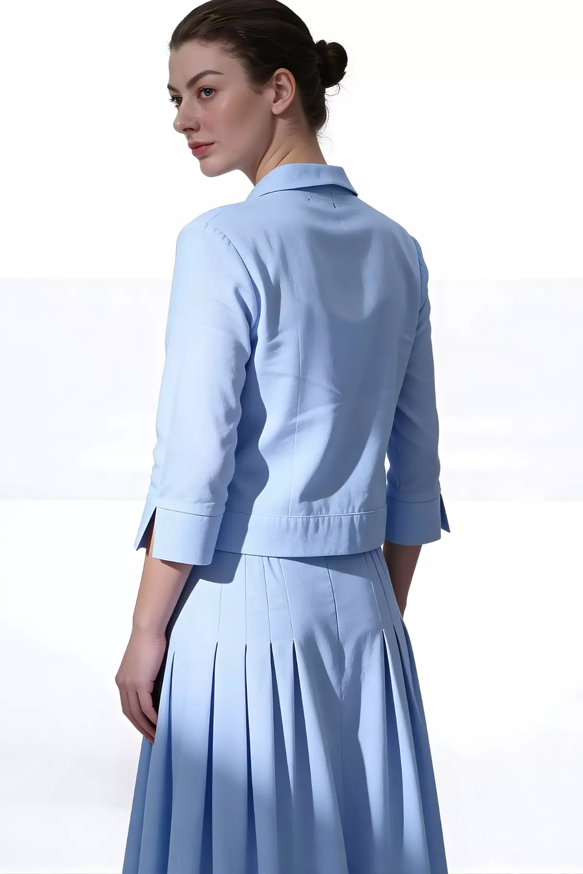 Demure Studio - Essentials Cropped Linen Top Blue (Only Shirt)