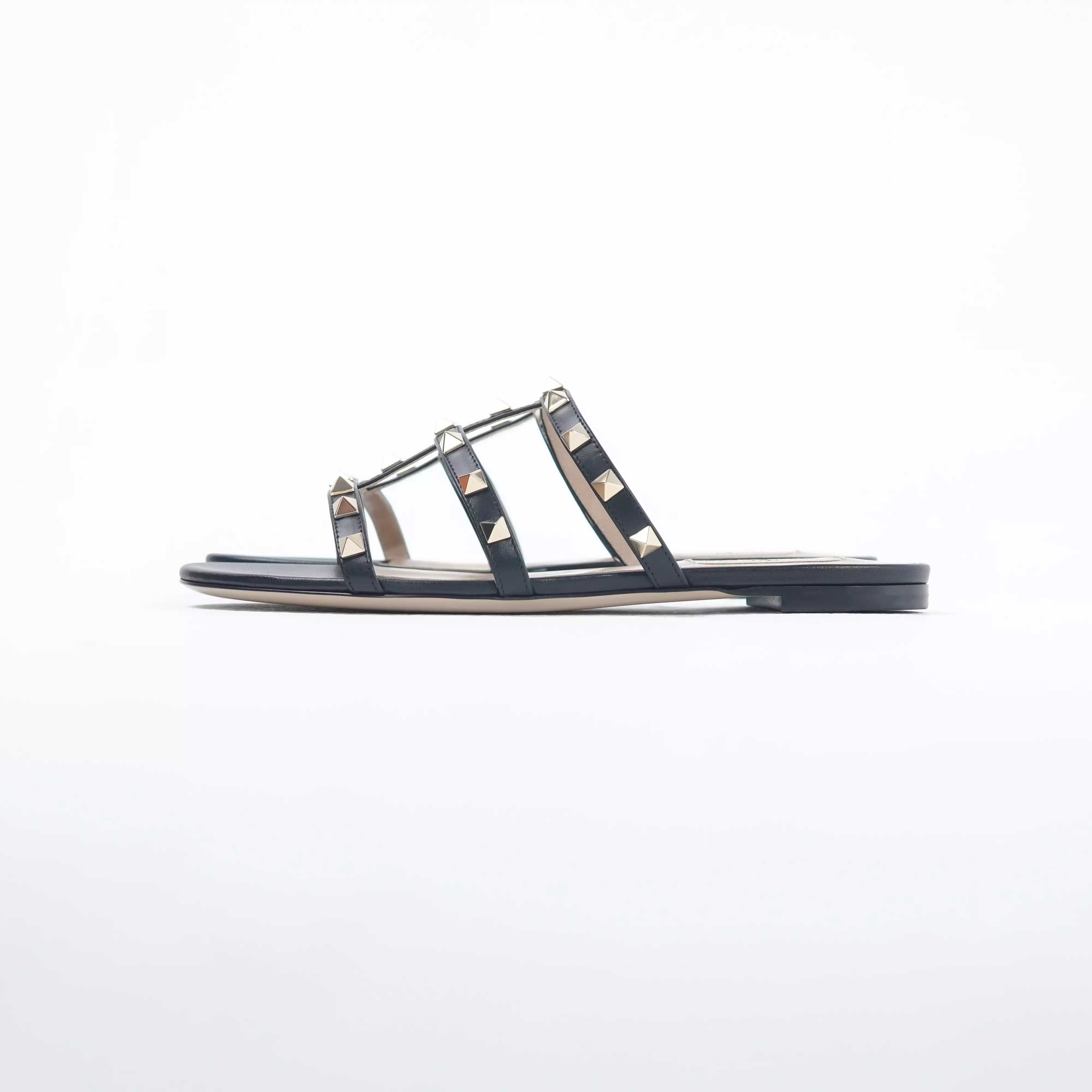 Sandal VALENTINO ROCKSTUD STRAPPY CHUNKY IVORY BLACK SANDAL 100% ORIGINAL