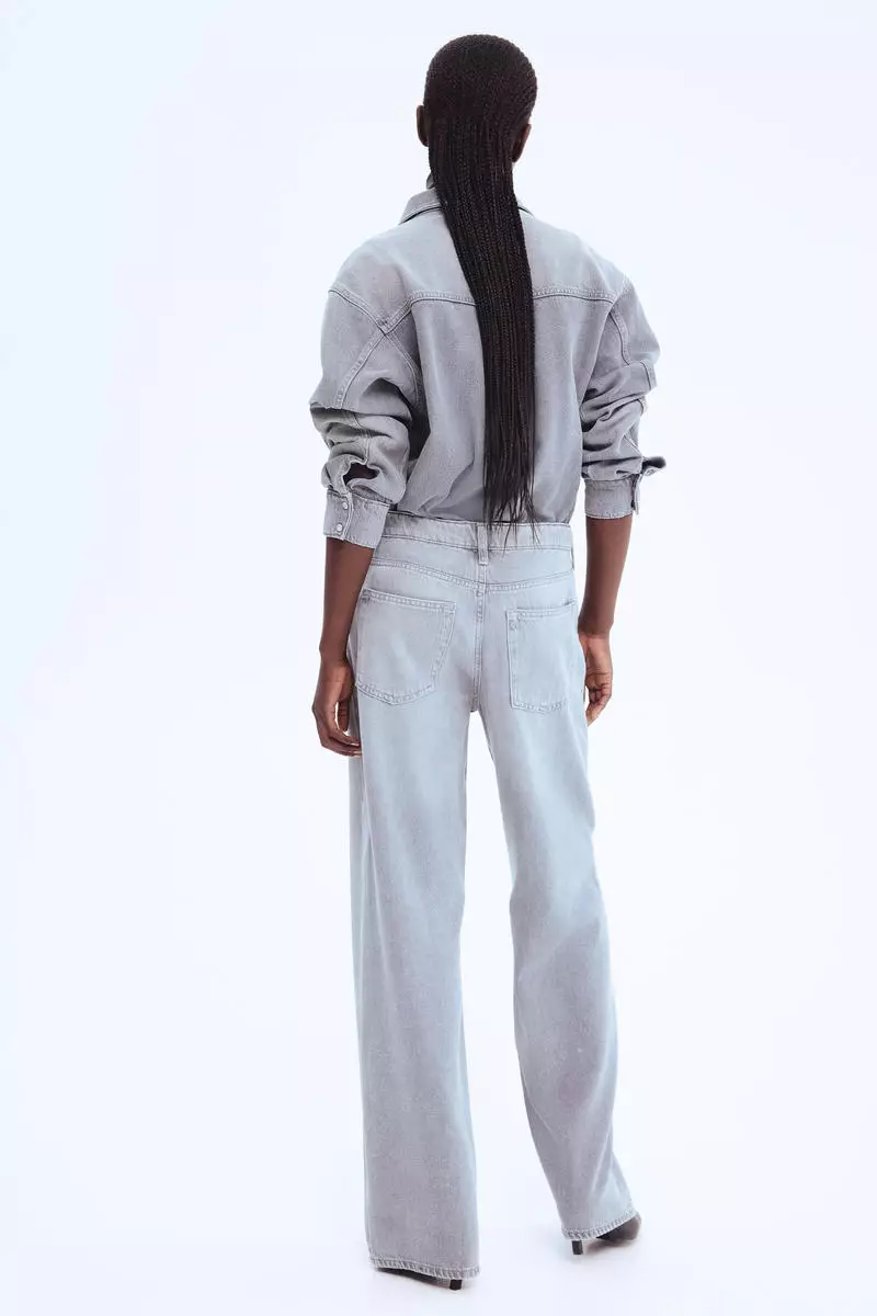 Feather Soft Wide Regular Jeans