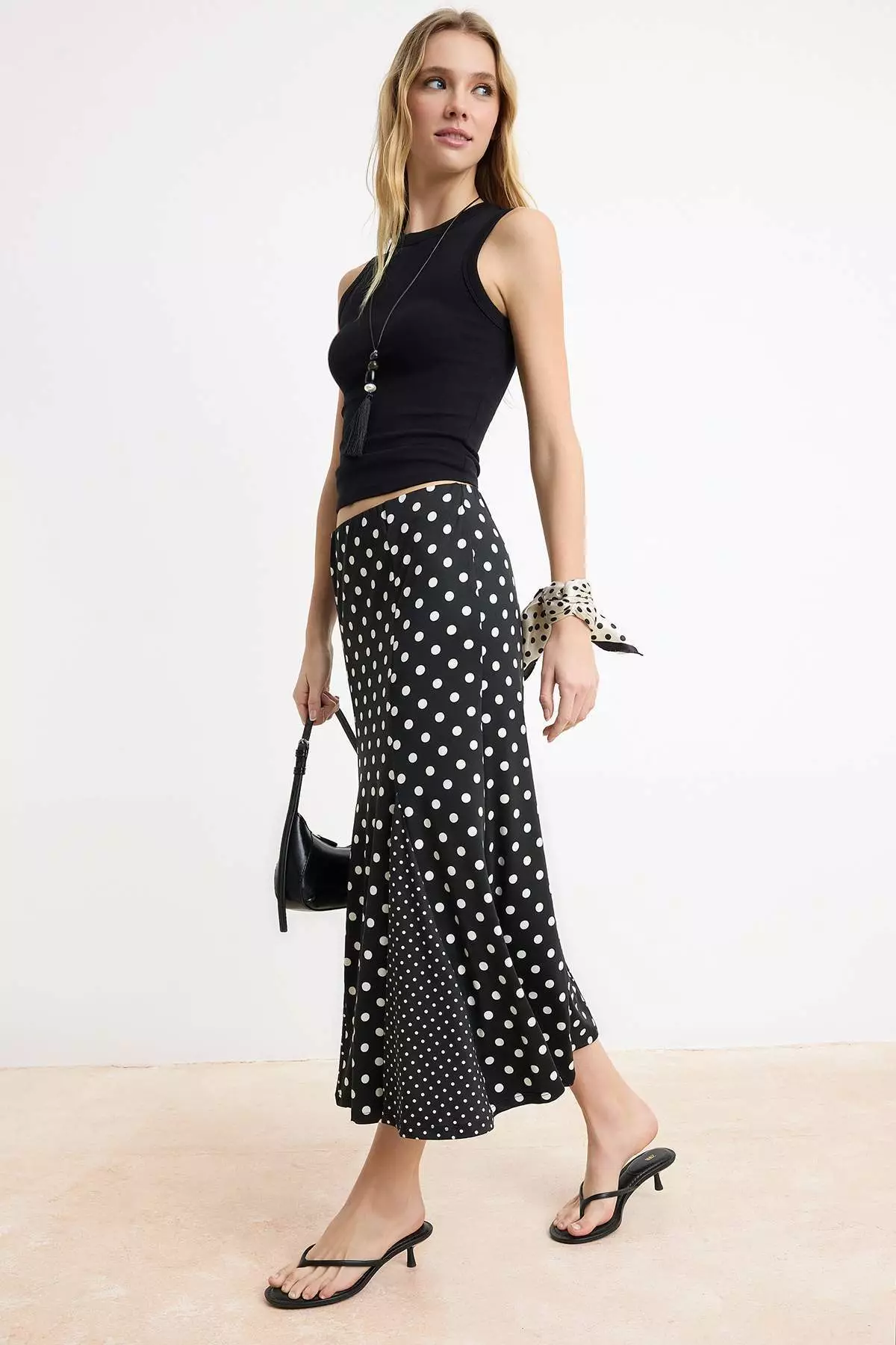 Black Polka Dot A-Line/A Bell Shape Regular Waist Flexible Knitted Skirt Twoss26Et63