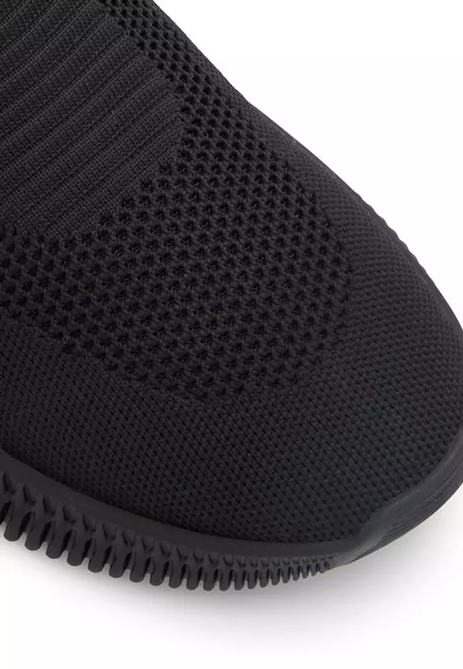 Akai Slip On Sneakers