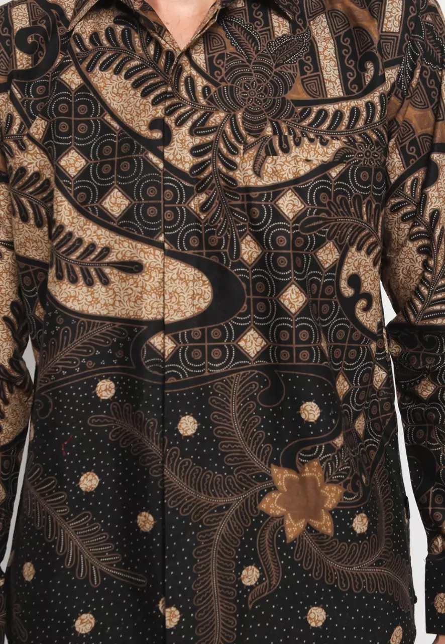 Kemeja Batik Pria Premium Slimfit Elegant Modern Lengan Panjang Kuwera Coklat