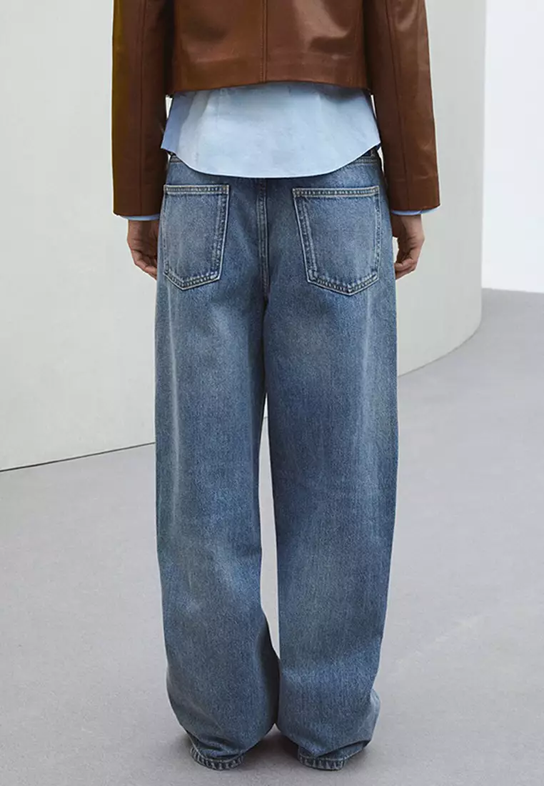 Straight Low-Waist Jeans
