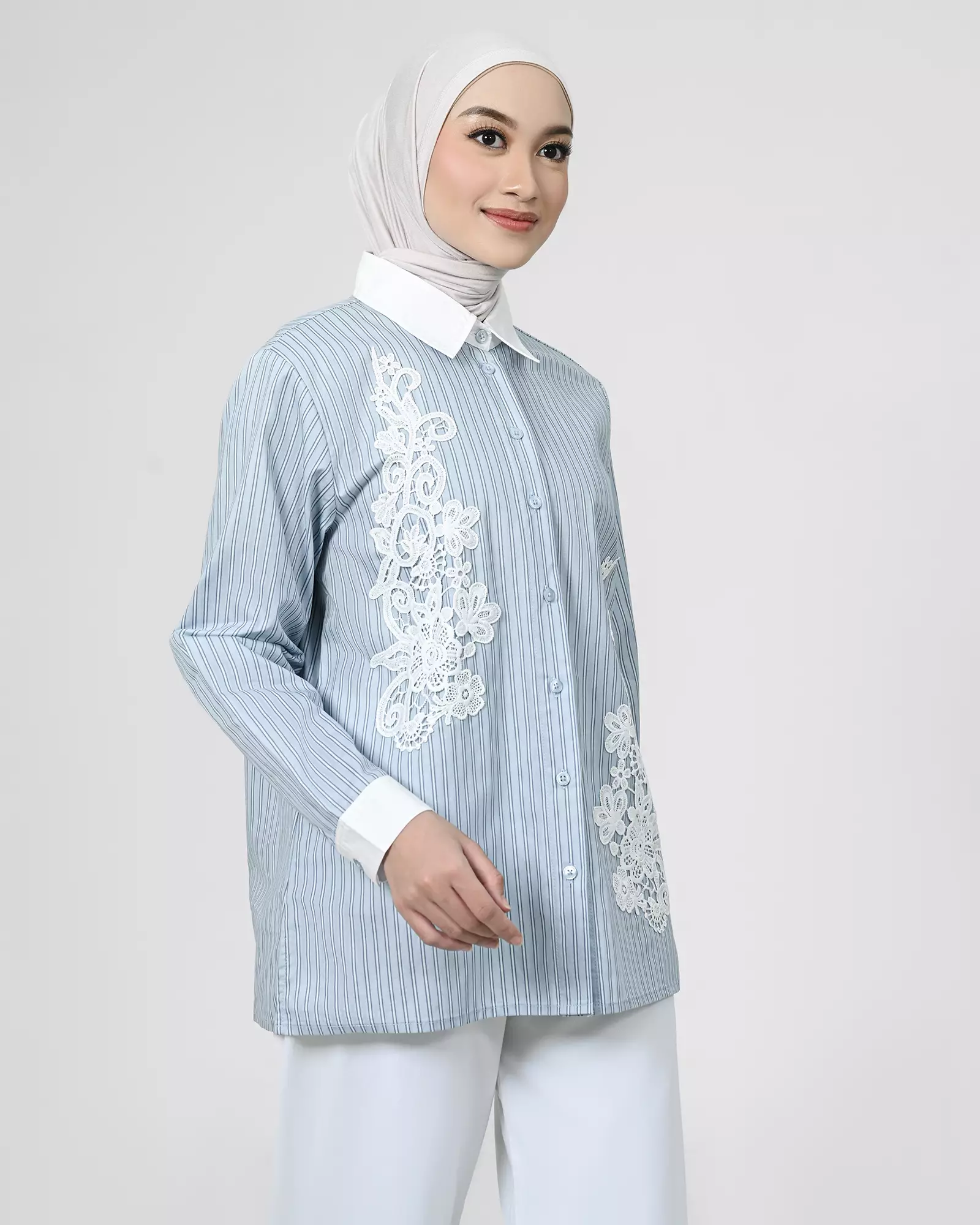 Geulis.id SHEA SHIRT - LIGHTBLUE