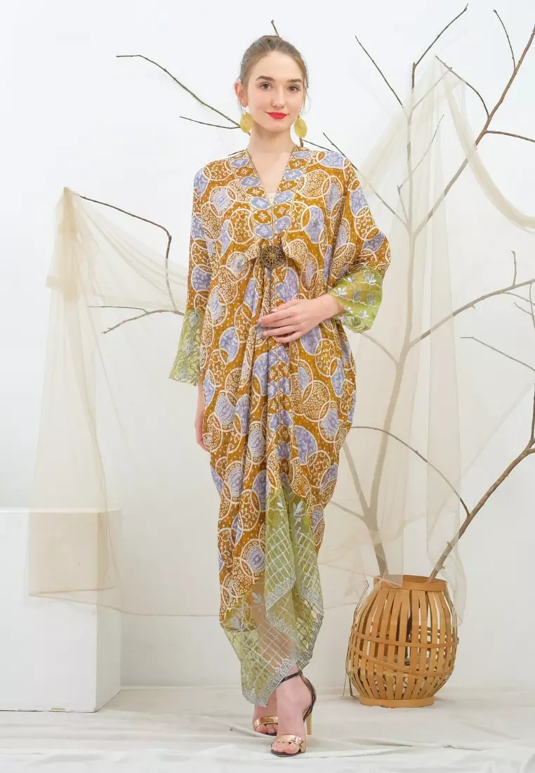 RINJANIE BATIK Kaftan Batik Wanita Kaftan Kaca Green Bulat Motif Random Rosa Series OOTD Batik Batik Viscose Premium Soft Tulle Organza