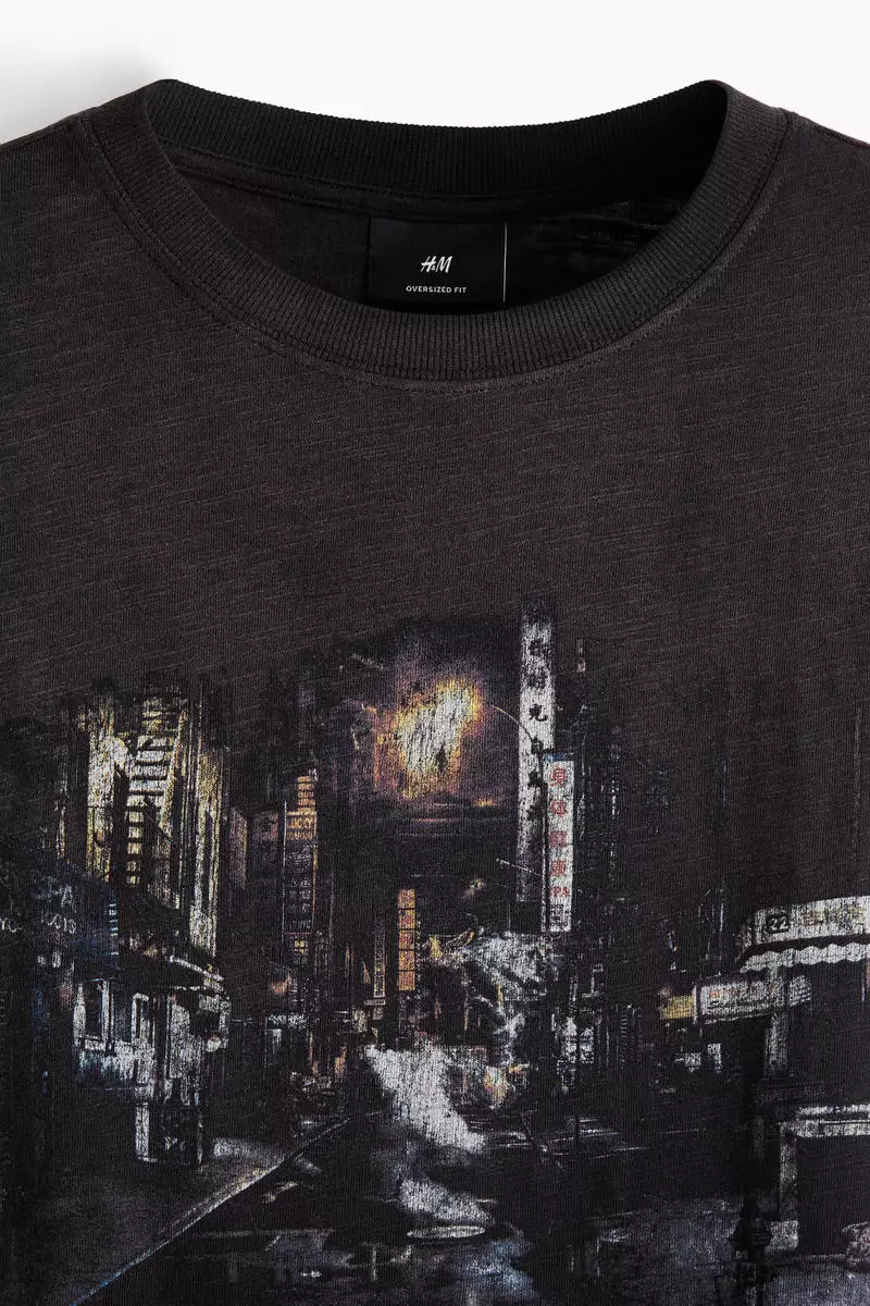 Oversized Fit T-shirt
