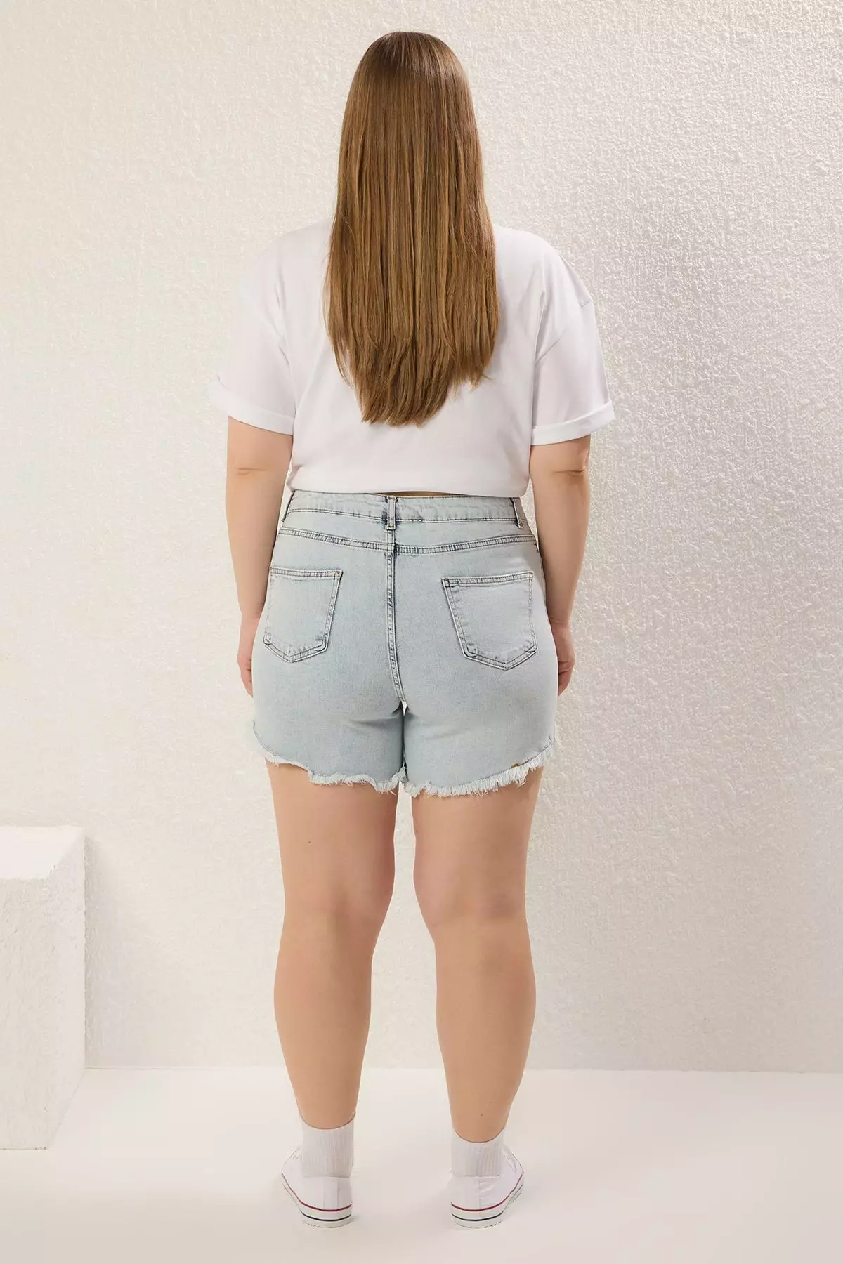 Ice Blue Tasseled Stretchy Skinny Denim Shorts & Bermuda TBBSS23CJ00016