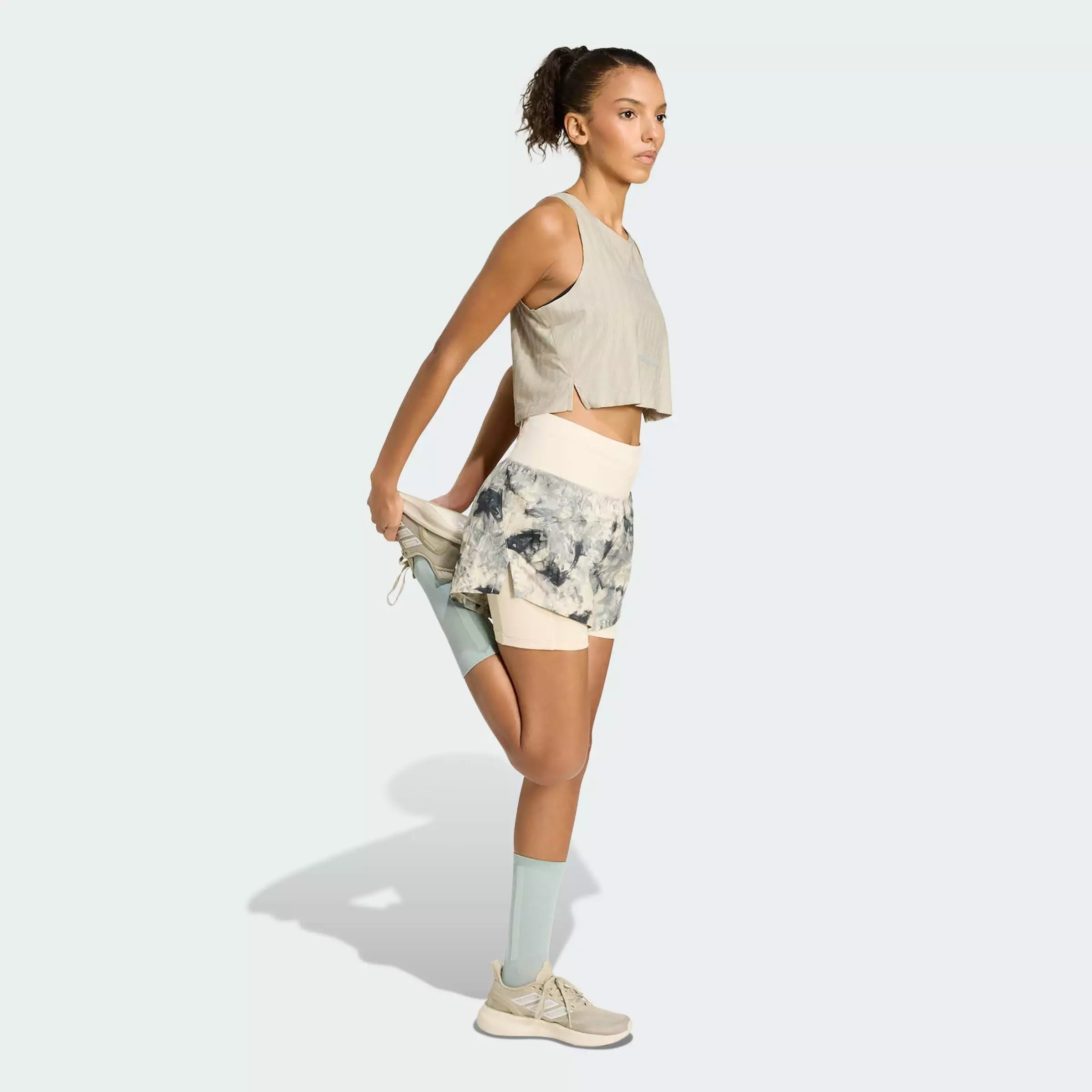 Running adi365 Spray Dye 2in1 Shorts Women Beige KA0321