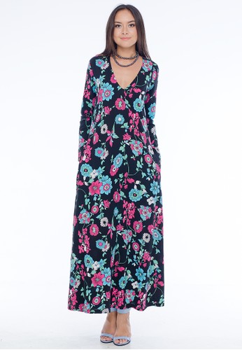 Long Floral Dress with Pockets.