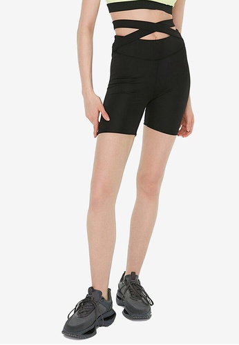 cross waist shorts