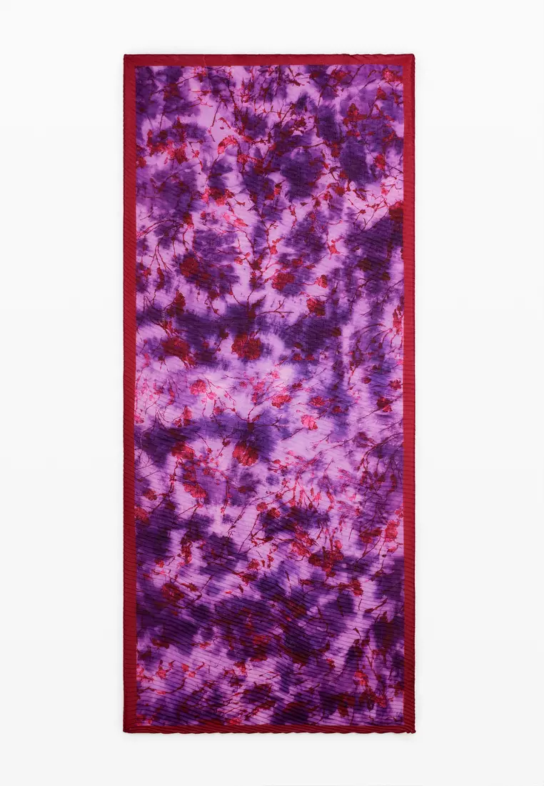Crinkled rectangular floral scarf