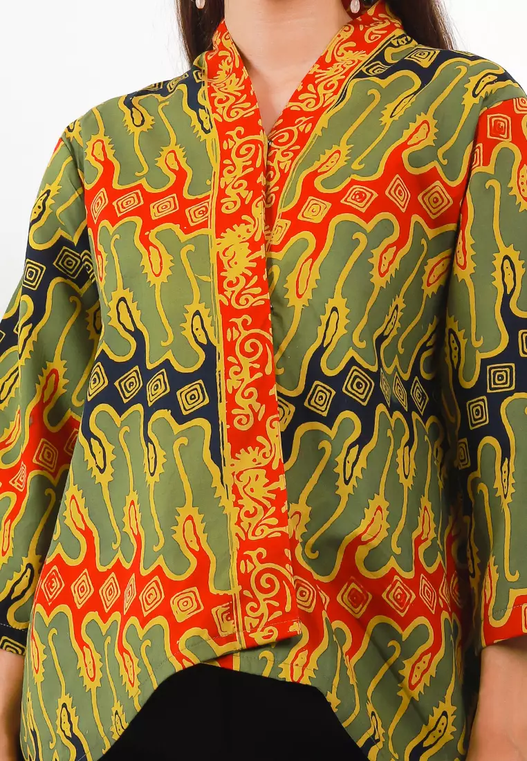 Biwara Blouse Batik