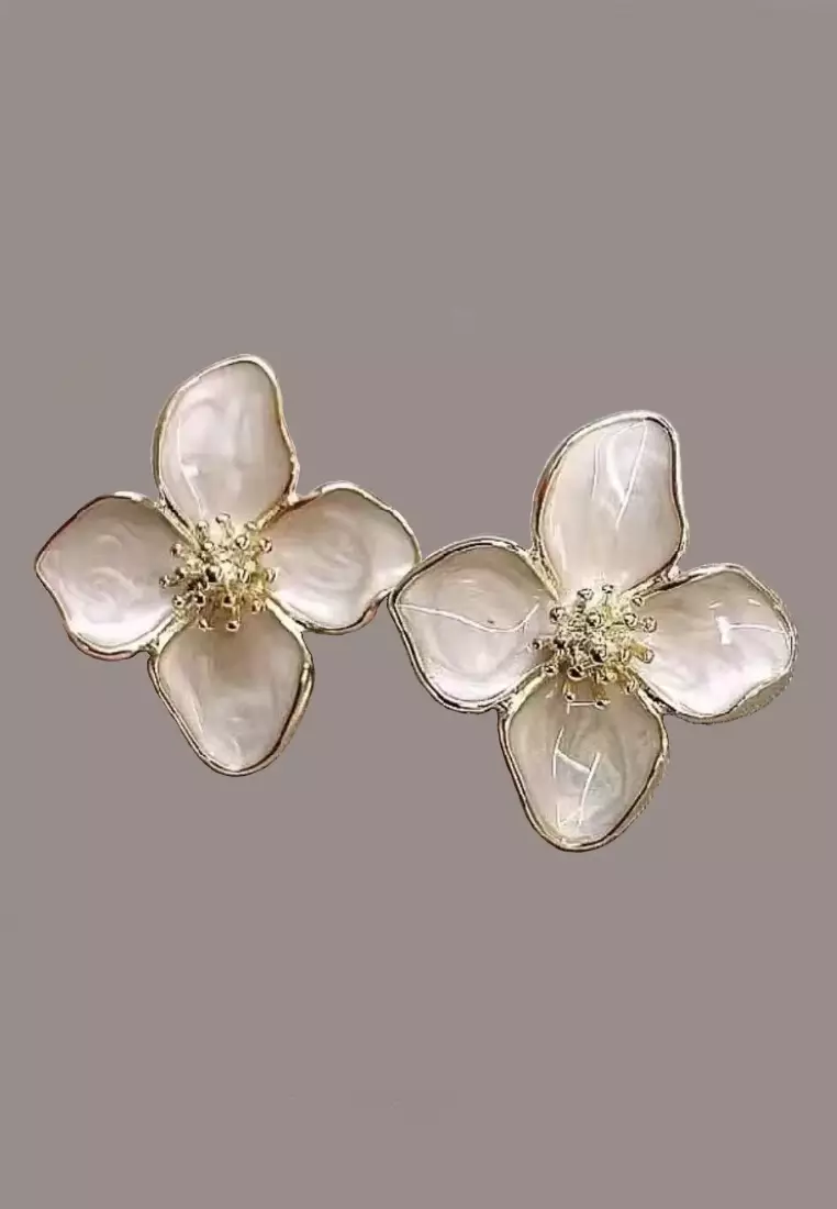 Zalora Special Set : La Niçoise Ladies Quartz Watch, White Dial + Flower Earrings