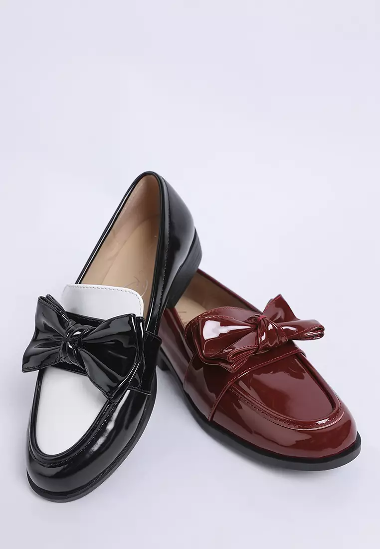 Classic Chunky Bow Loafers in Burgundy