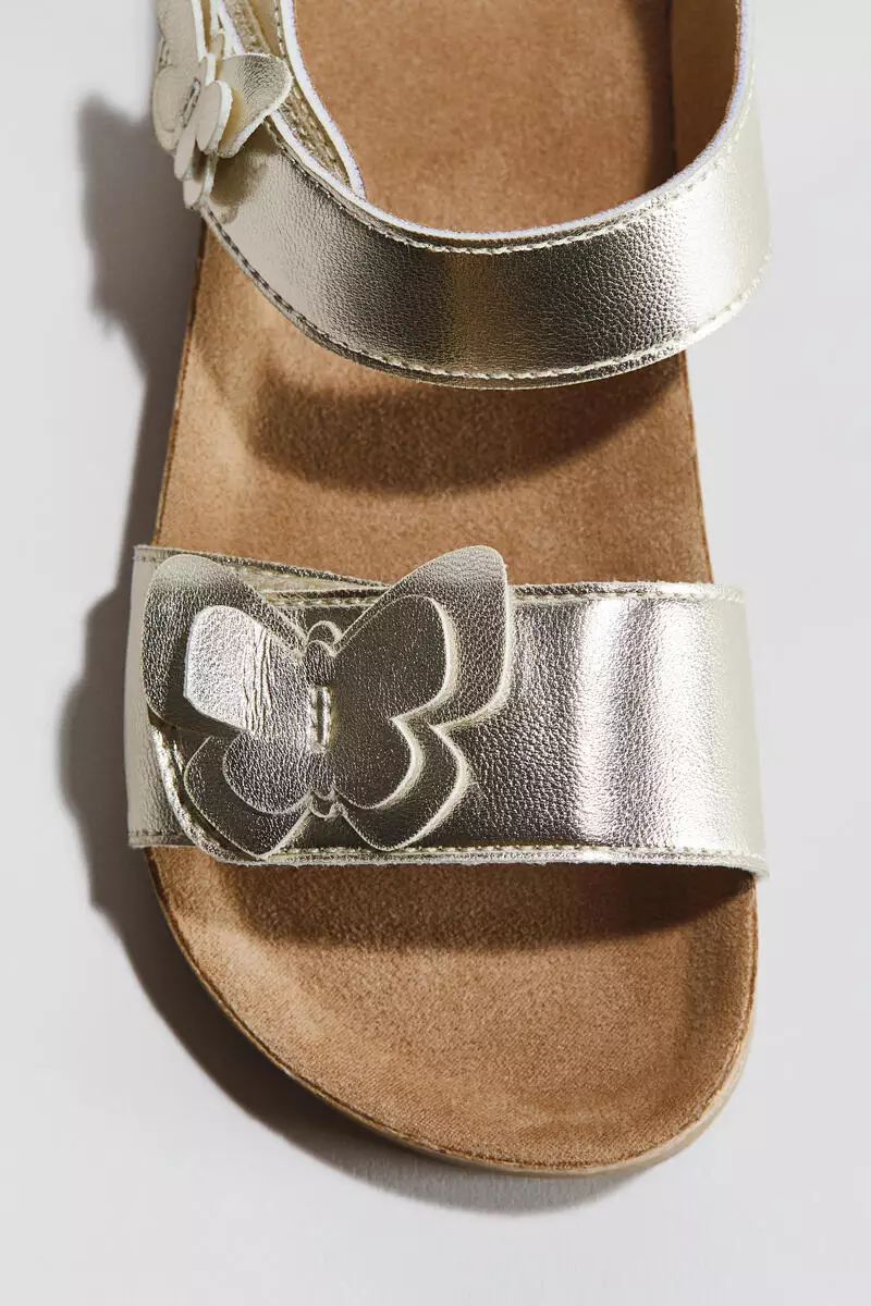 Ankle strap sandals