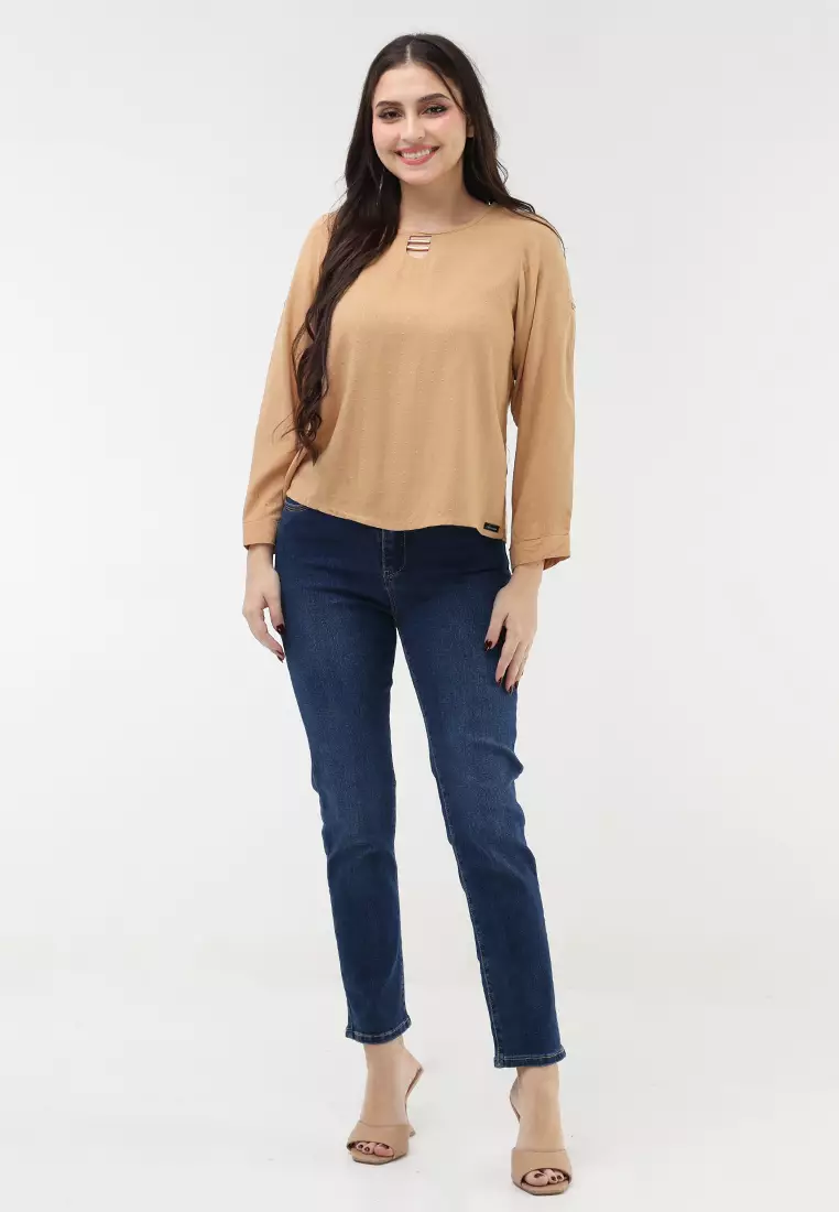 Textured Woven Long Sleeves Blouse