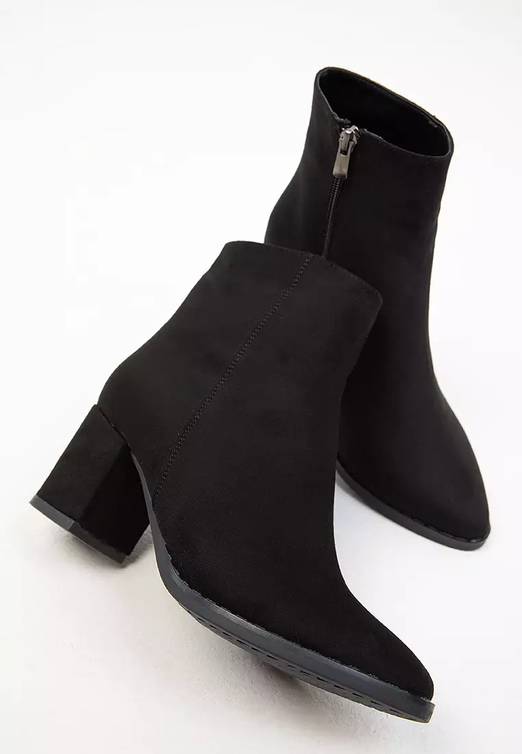 Pointed Toe Heeled Ankle Boots