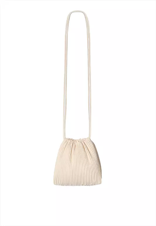 Scallop Crossbody