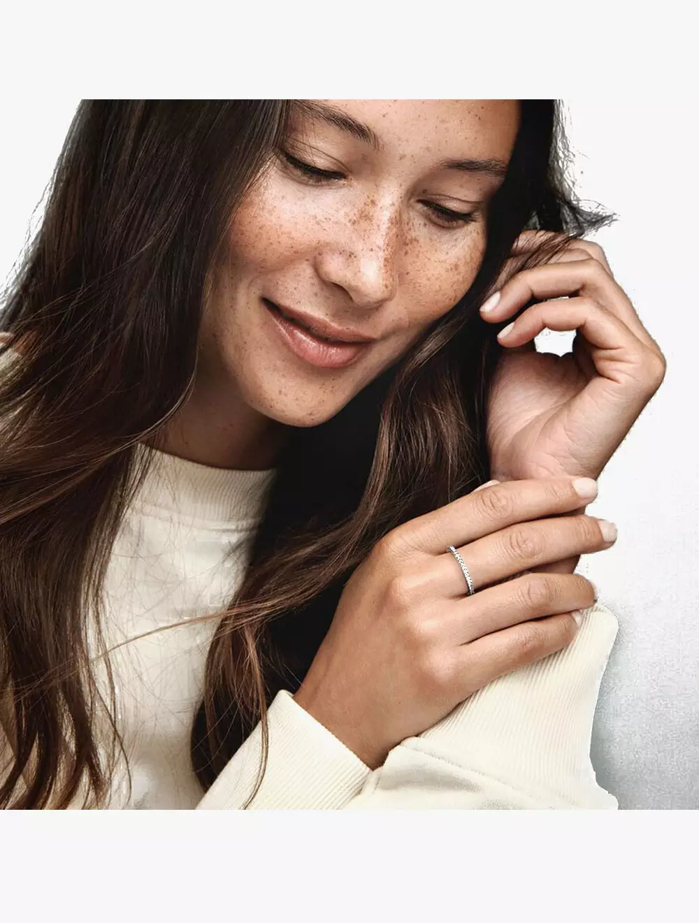 Sterling silver ring with clear cubic zirconia