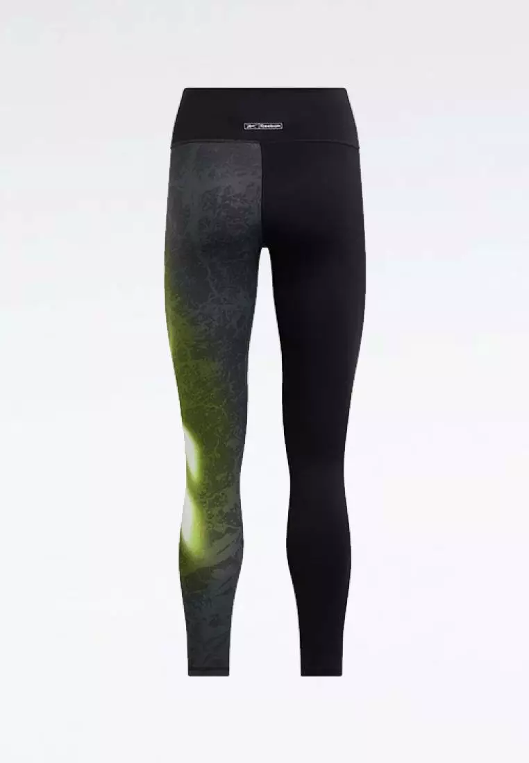Women Lux Bold Graphic Tight | 100205573