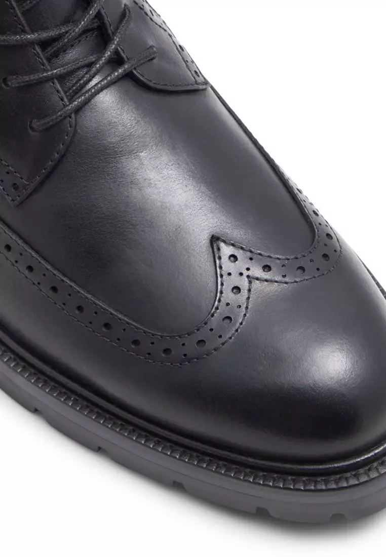 Toney Boots