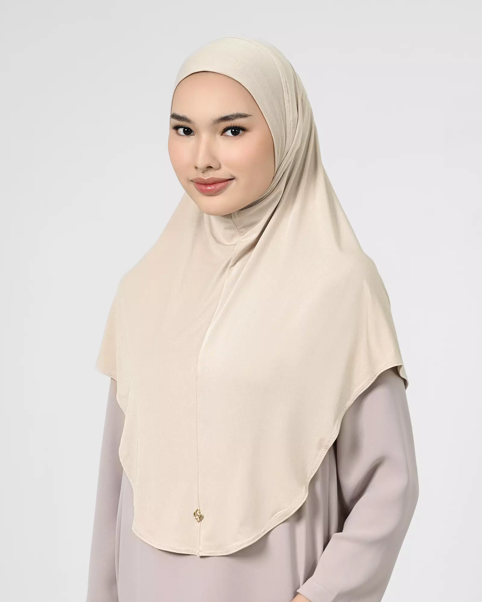 Geulis.id SUHAY LONG BERGO - NUDE