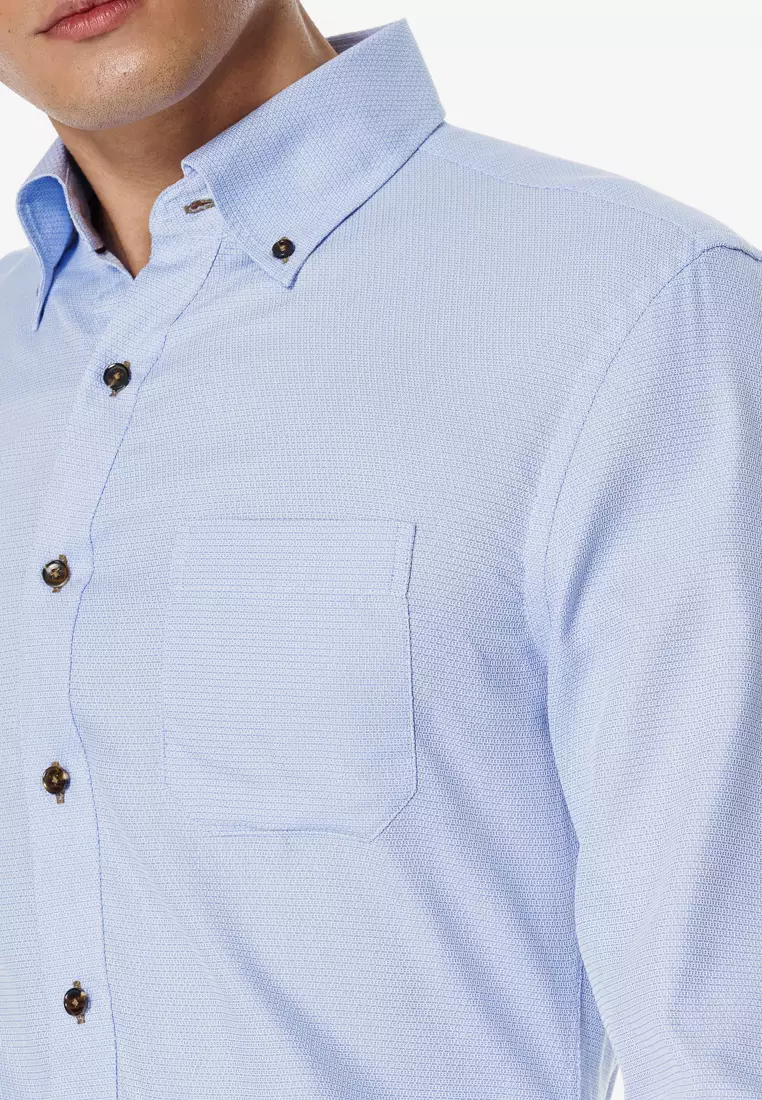淺藍色織紋標準版長袖襯衫