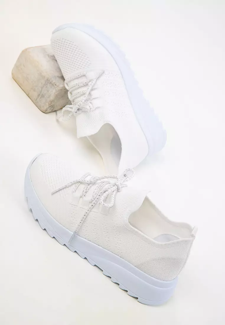 Women's White Sneakers 19118