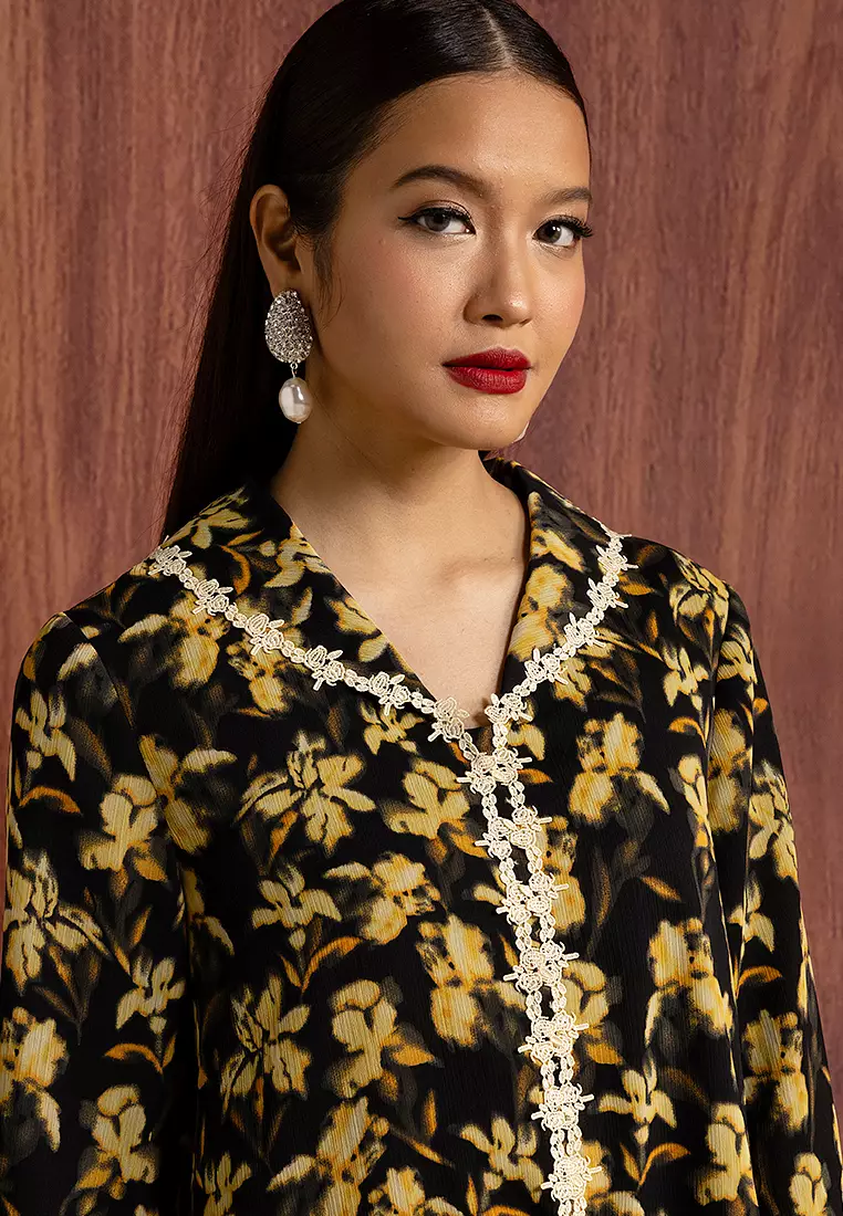 AUDREY LOOSE KEBAYA SET