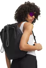 Black (001)