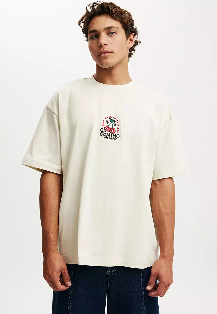 Box Fit Graphic T-Shirt