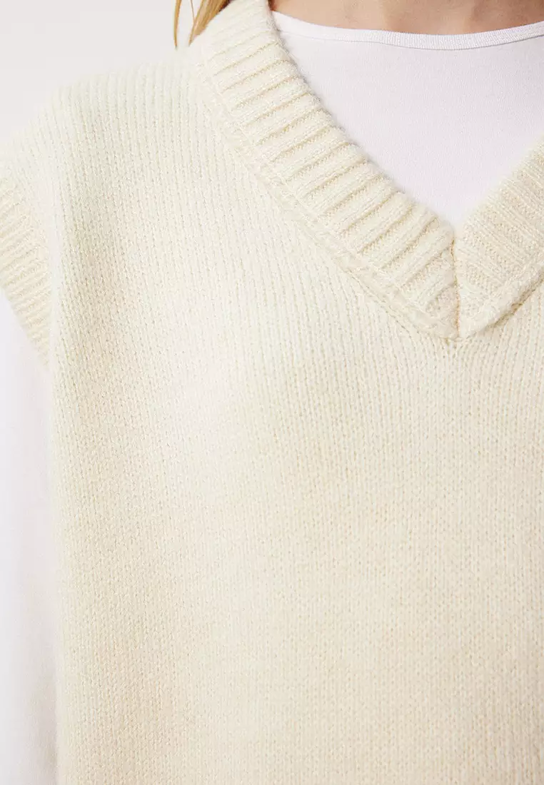 V-Neck Knitted Sweater