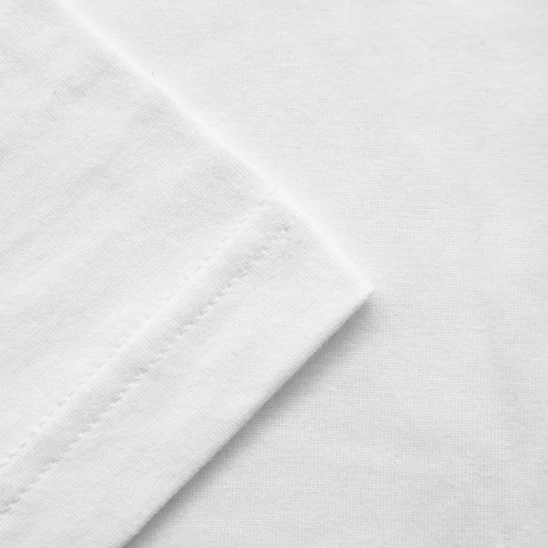 Kale Silky White/ T-Shirt Pria polos lengan pendek / Unisex