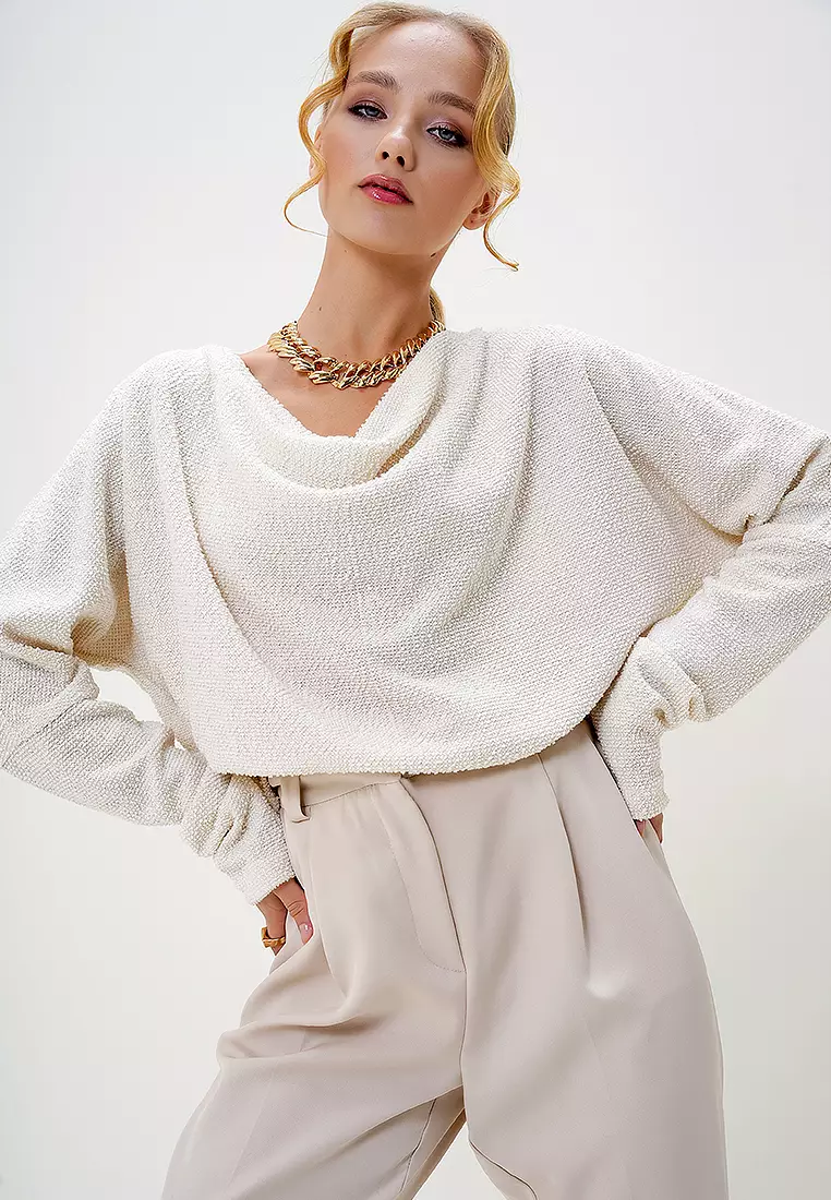 Cowl Collar Wide Cut Knitted Blouse