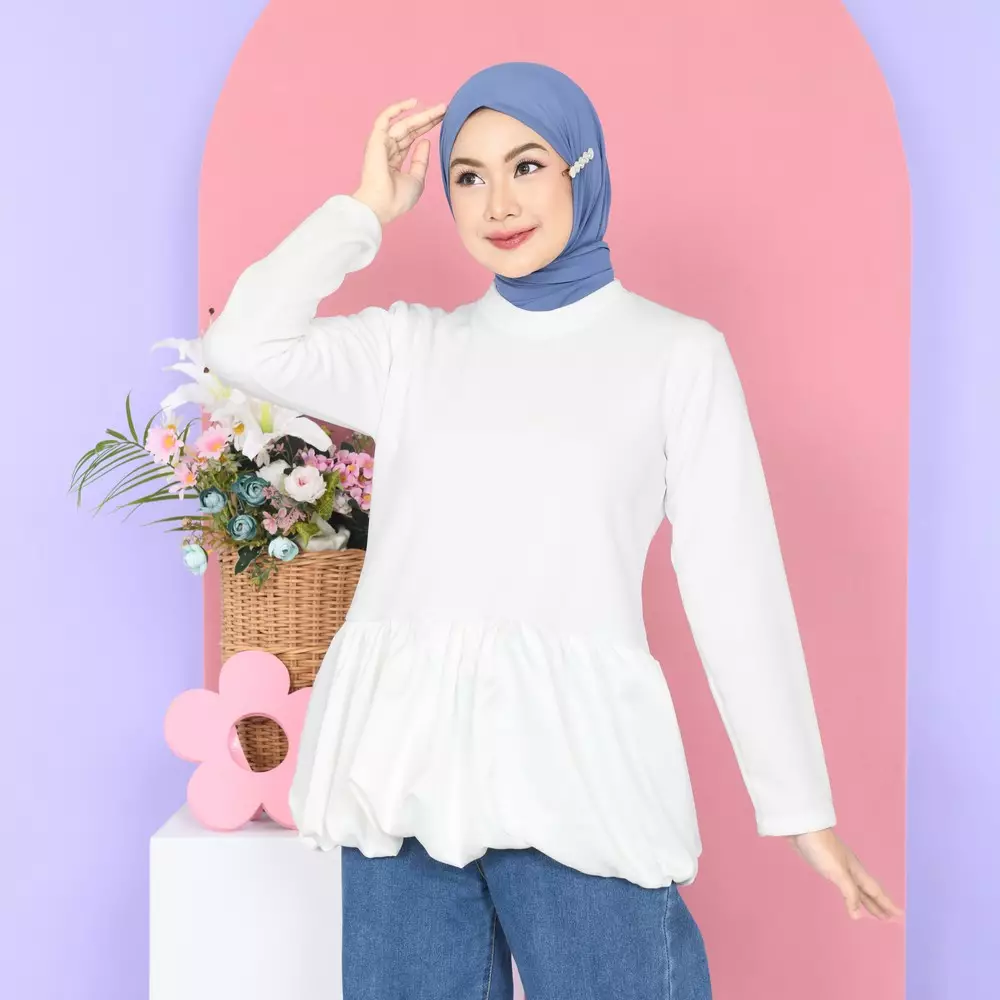 Fhia Balloon Top - Long Broken White M19645 R98S3