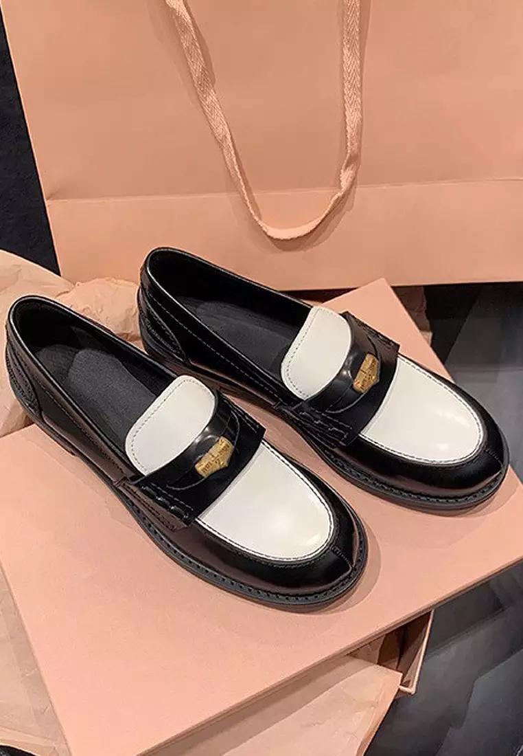 Gold moccasins hotsell