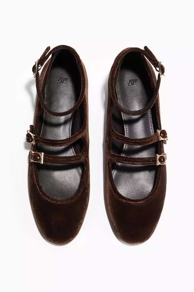 Velvet ballet flats