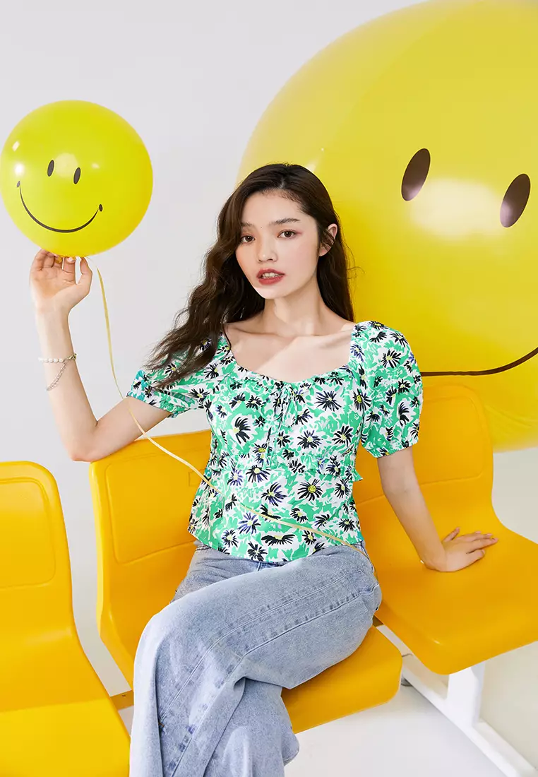 Puff Sleeve Tropical Cropped Top