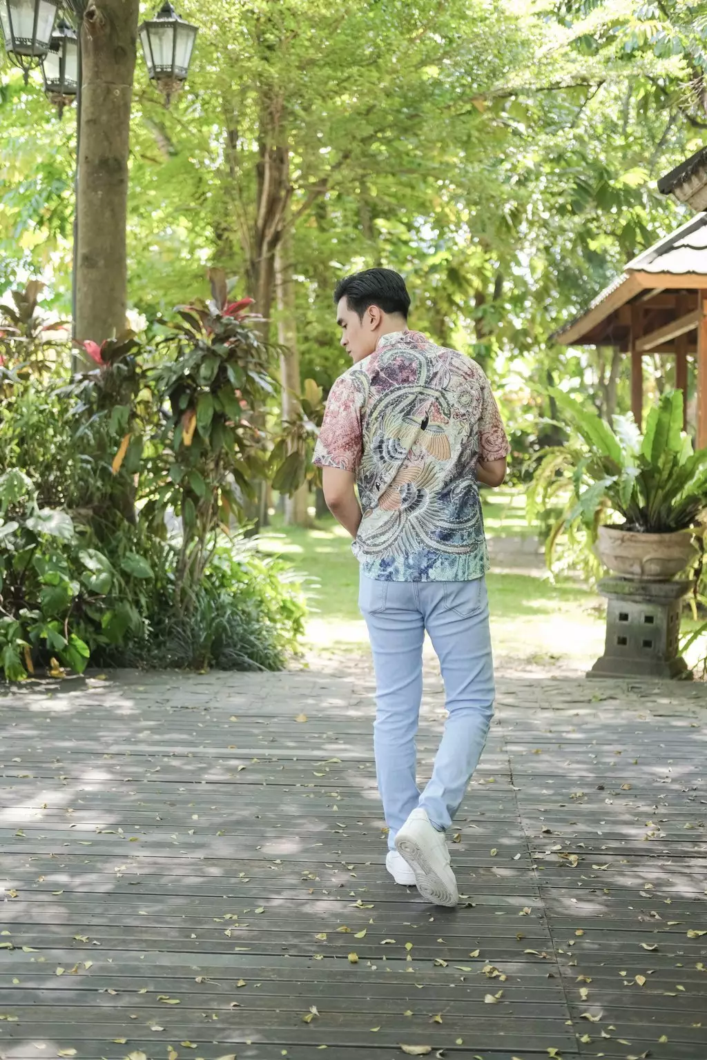 Naraya Orange Kemeja Pria  Pendek Slim Fit Digital Print