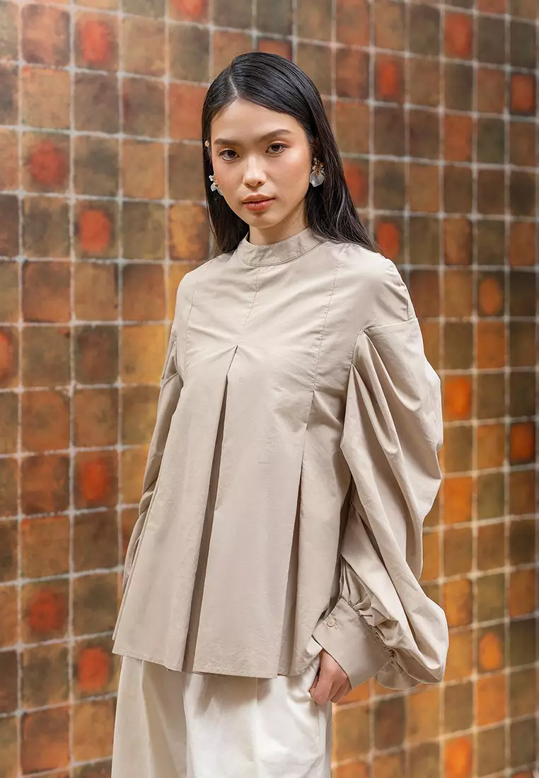 Kami Mahira Puff Sleeve Top Khaki