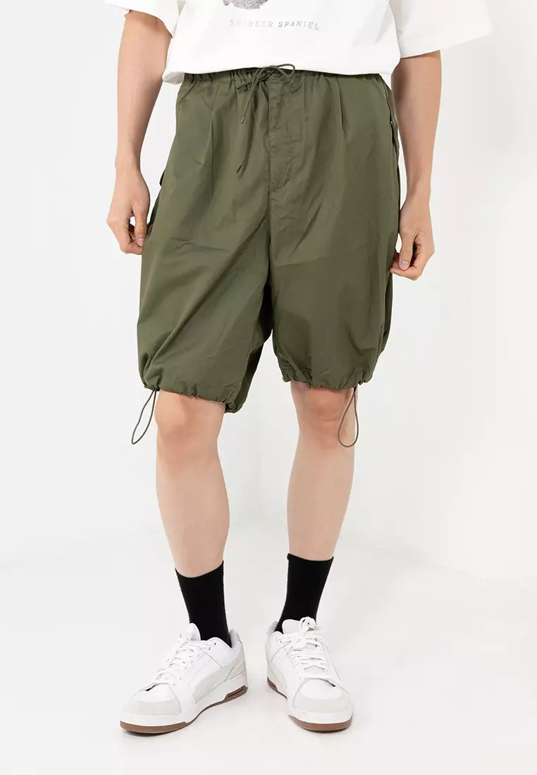 MEN  WOVEN  SHORT PANTS
