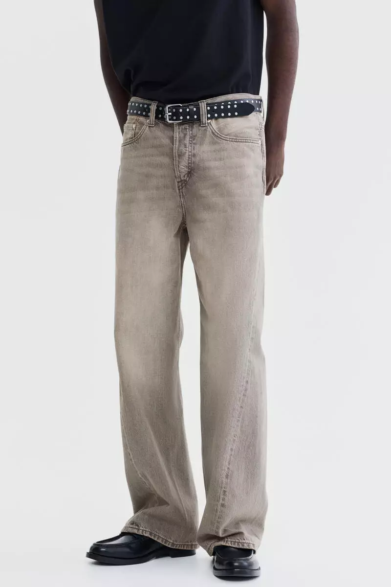 Loose Straight twisted leg jeans