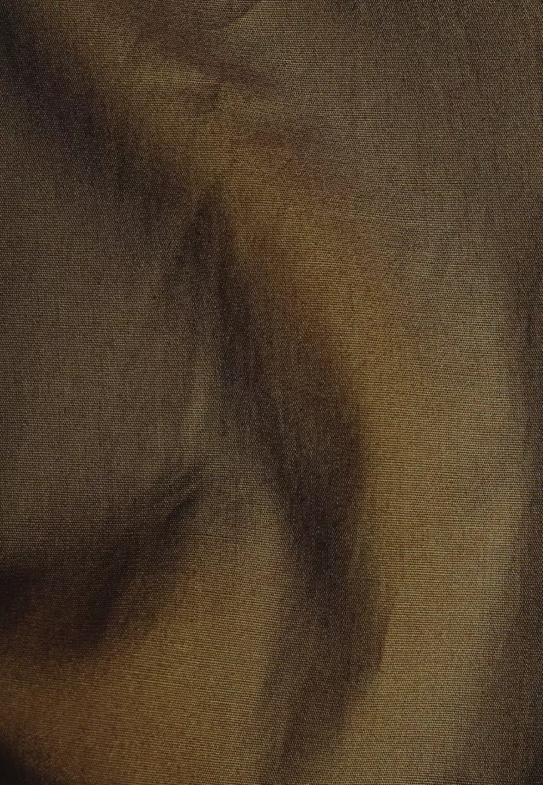 Crocodile MALE 0129 Brown 46 - Men Shirt Kemeja Lengan Pendek - Relax Fit - Katun