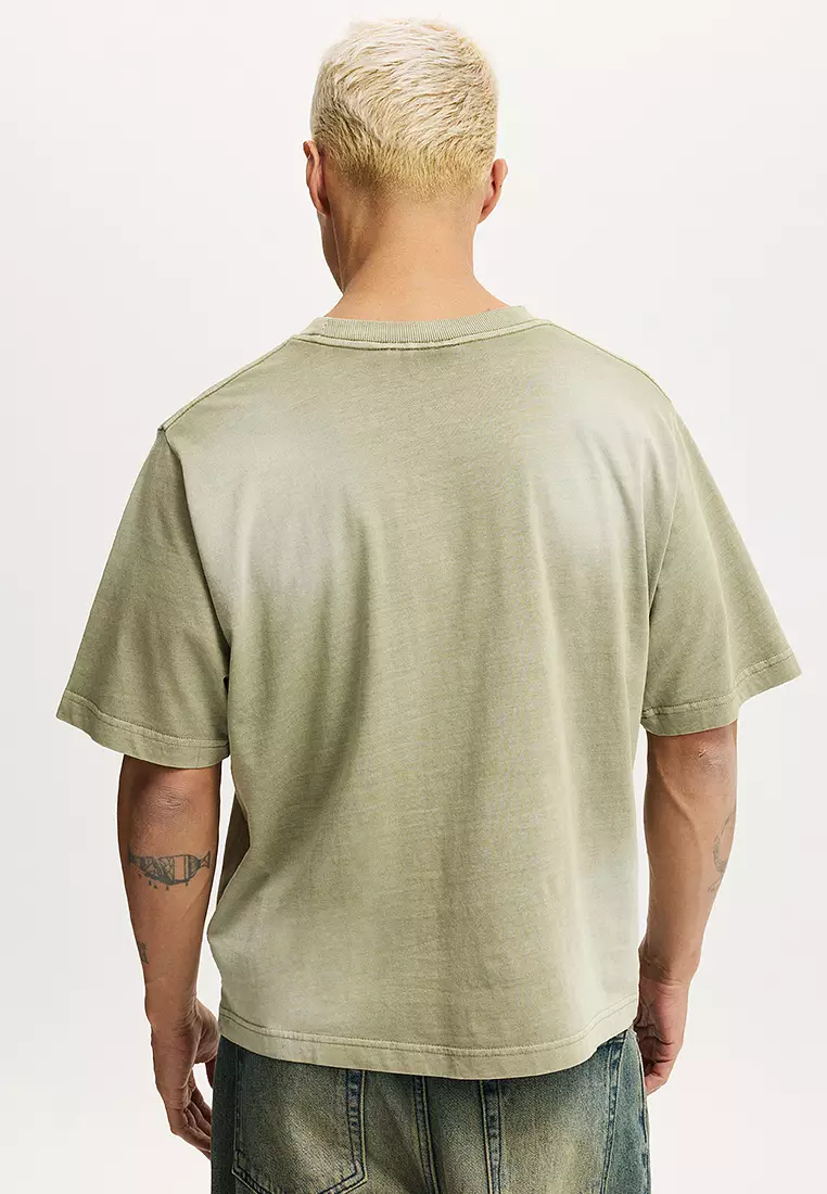 Cropped Fit Music T-Shirt