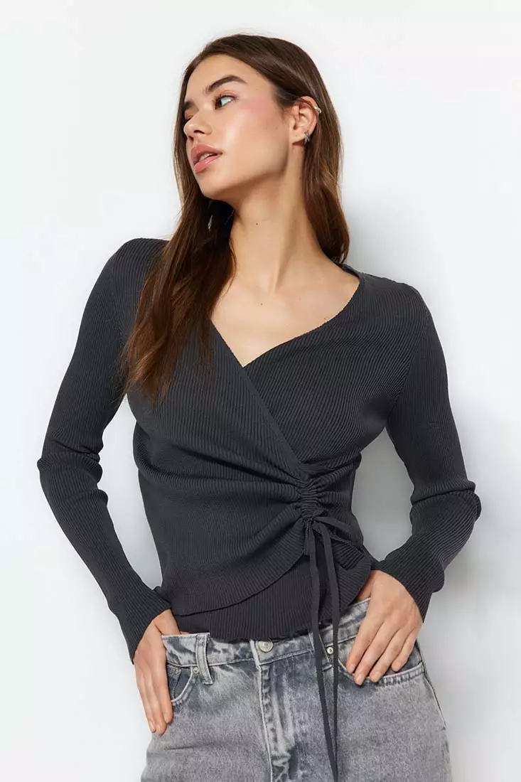 Tunnel Lace Detailed Knit Sweater