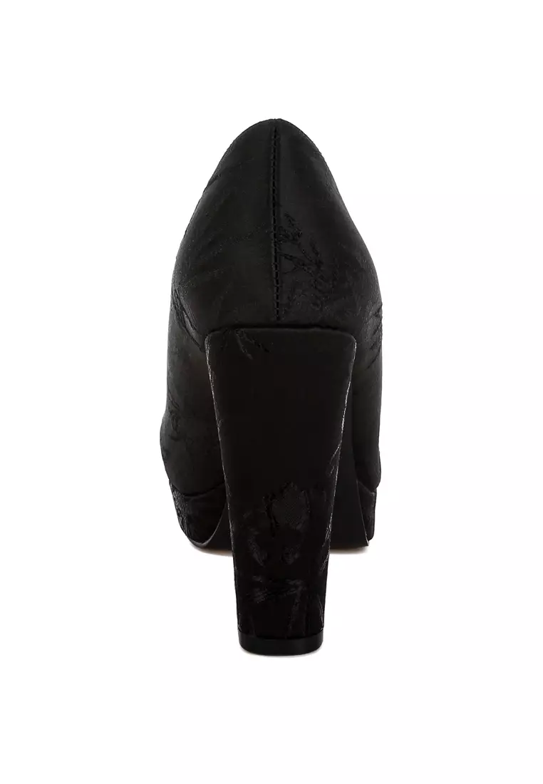 黑色厚底粗跟高跟鞋