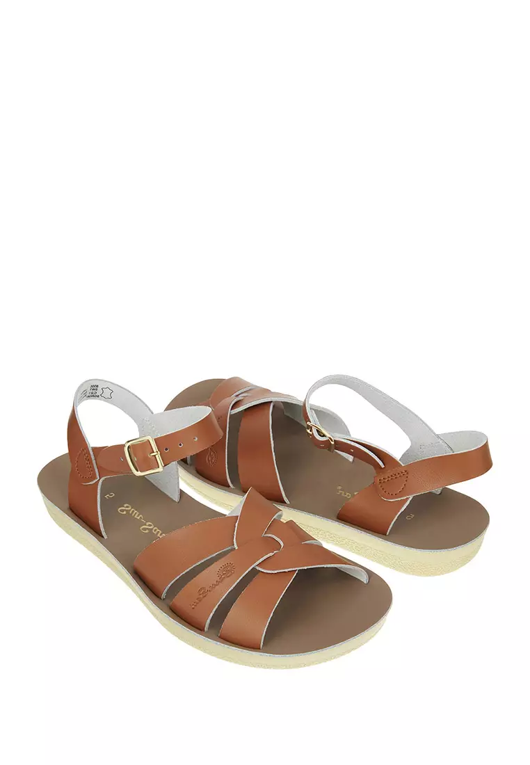 Salt water hot sale sandals 25