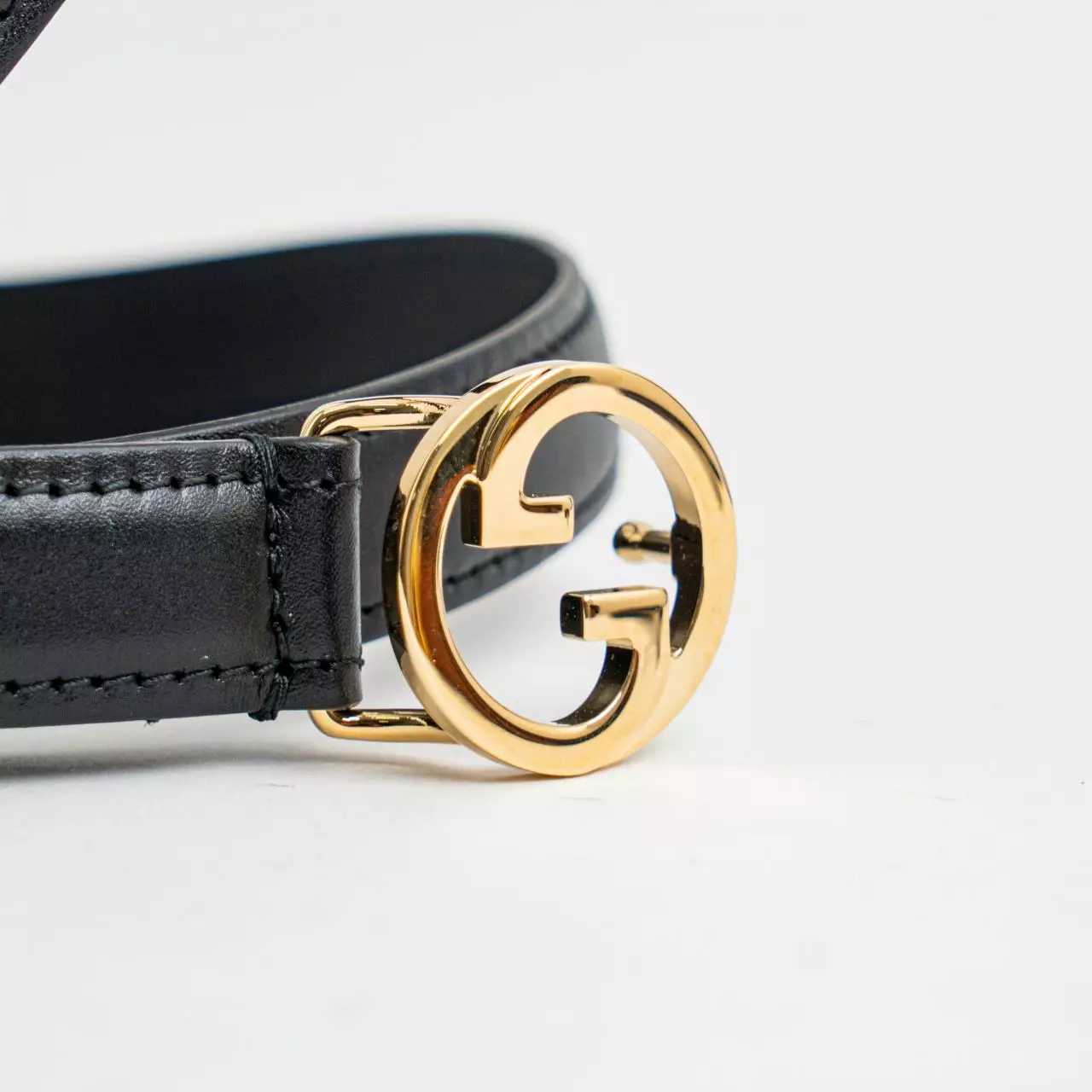 Jual Gucci Round Interlocking G Buckle Blondie Thin Belt 20mm Black ...