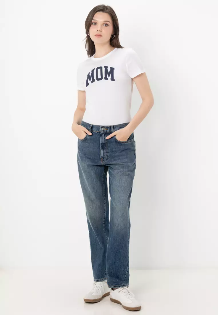 Buy GAP Mom Graphic T-Shirt 2025 Online | ZALORA