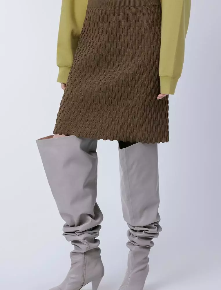 Pleated Midi Waist Skirt